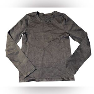 Women’s OQQ seamless long sleeve athletic top